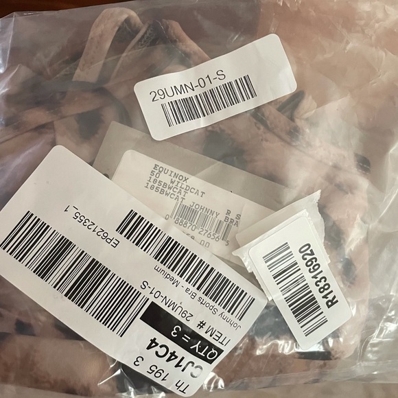 STRUT THIS NWT JOHNNY SPORTS BRA WILDCAT LEOPARD S - Picture 2 of 5